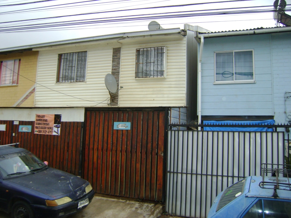 Casa ampliada, 5 dormitorios, 2 baños, estacionamiento
