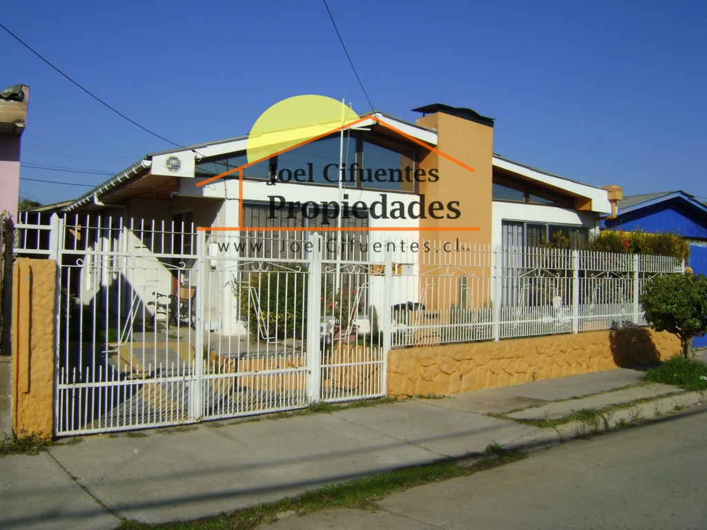 Excelente casa de 1 piso, sólida, individual, sector residencial.
