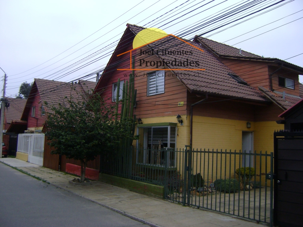 Casa individual, amplia, sector residencial